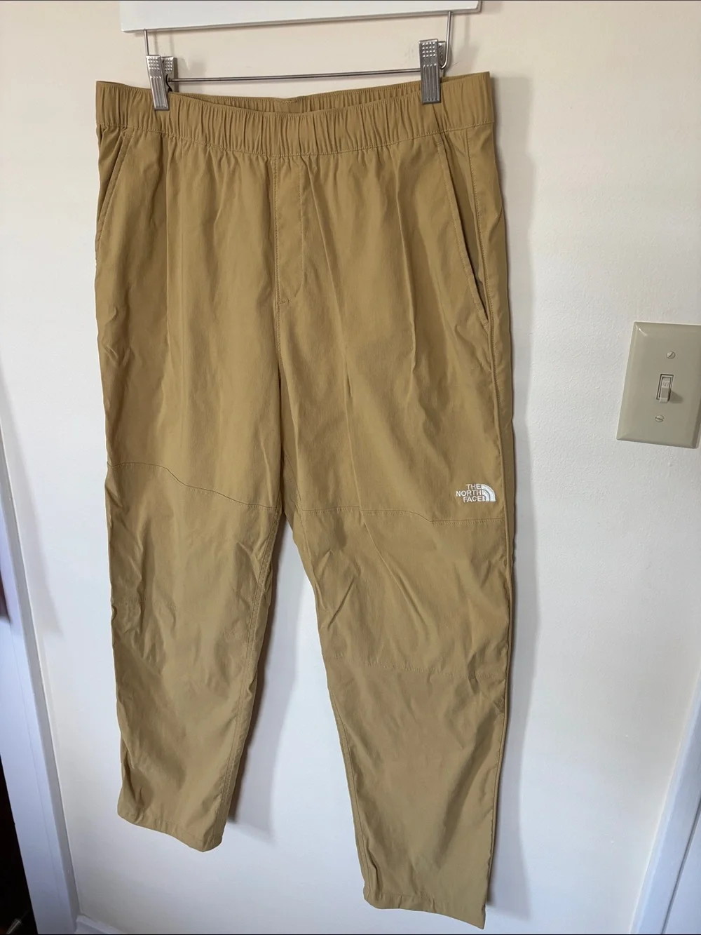 The North Face Men’s Class V Jogger Pants Antelope Khaki Tan Outdoors Active